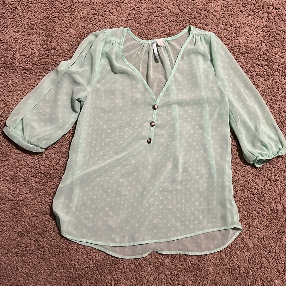 Moonlight size women’s Small adorable top